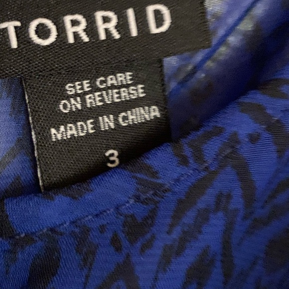 28 - Sheer leopard print topper - Picture 3 of 3